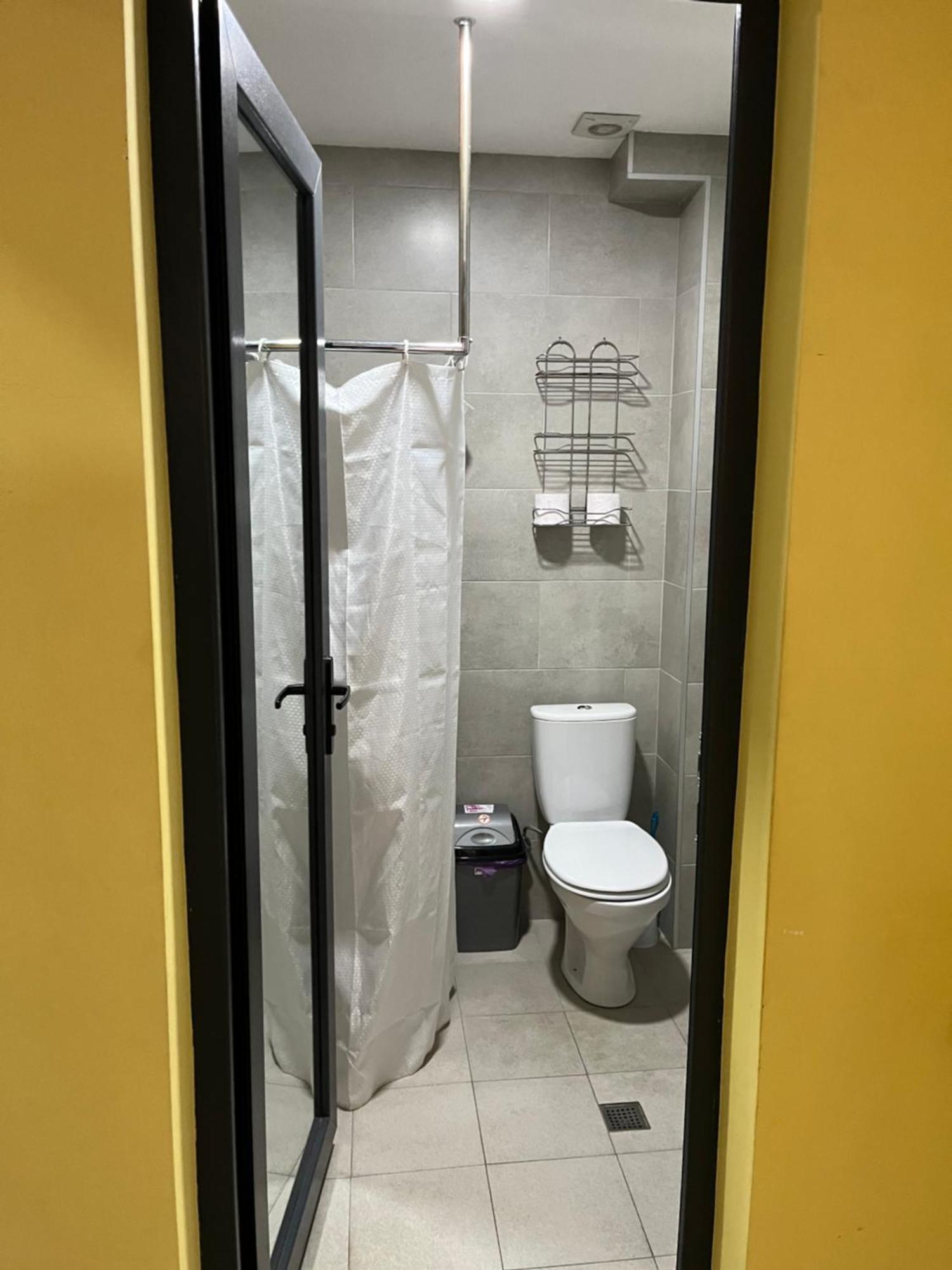 Westay Hotel ティビリシ エクステリア 写真